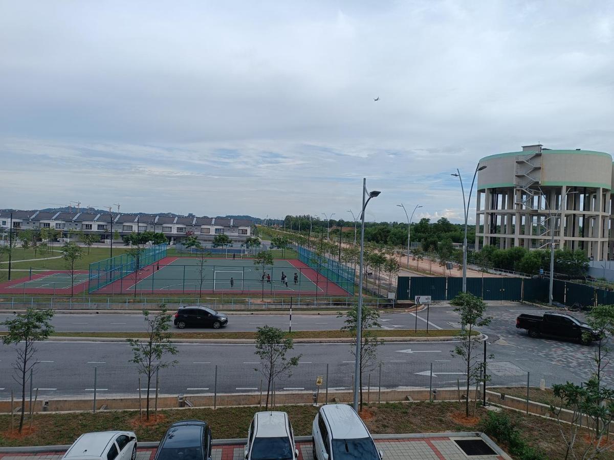 Aisy Homestay Putrajaya Cyberjaya Klia Kampung Dengkil Zewnętrze zdjęcie